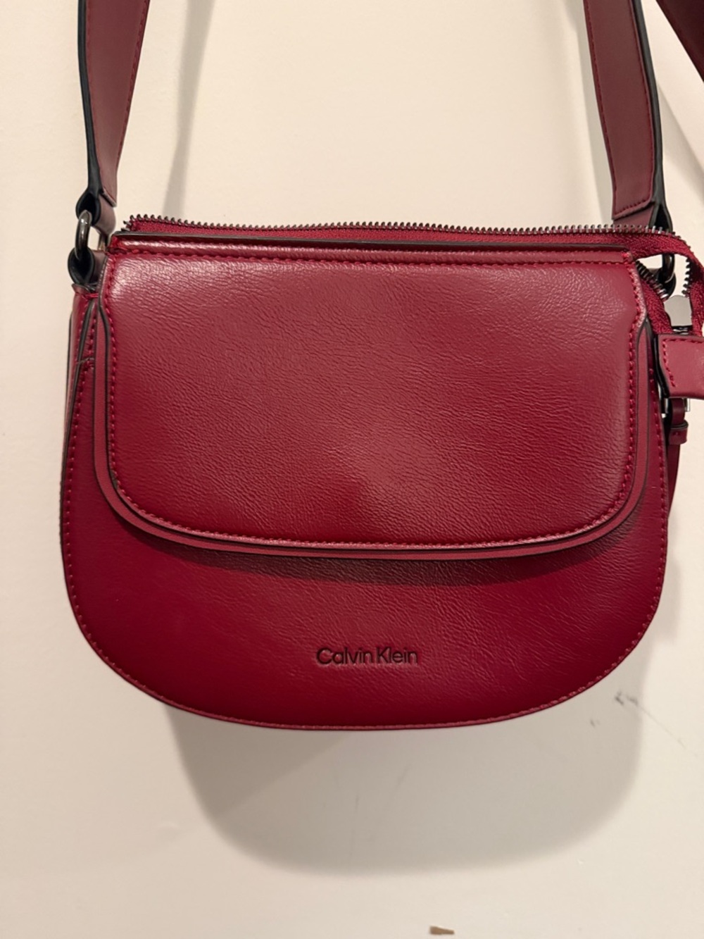 Calvin Klein Burgundy Leather Crossbody Bag with Logo Card Wallet